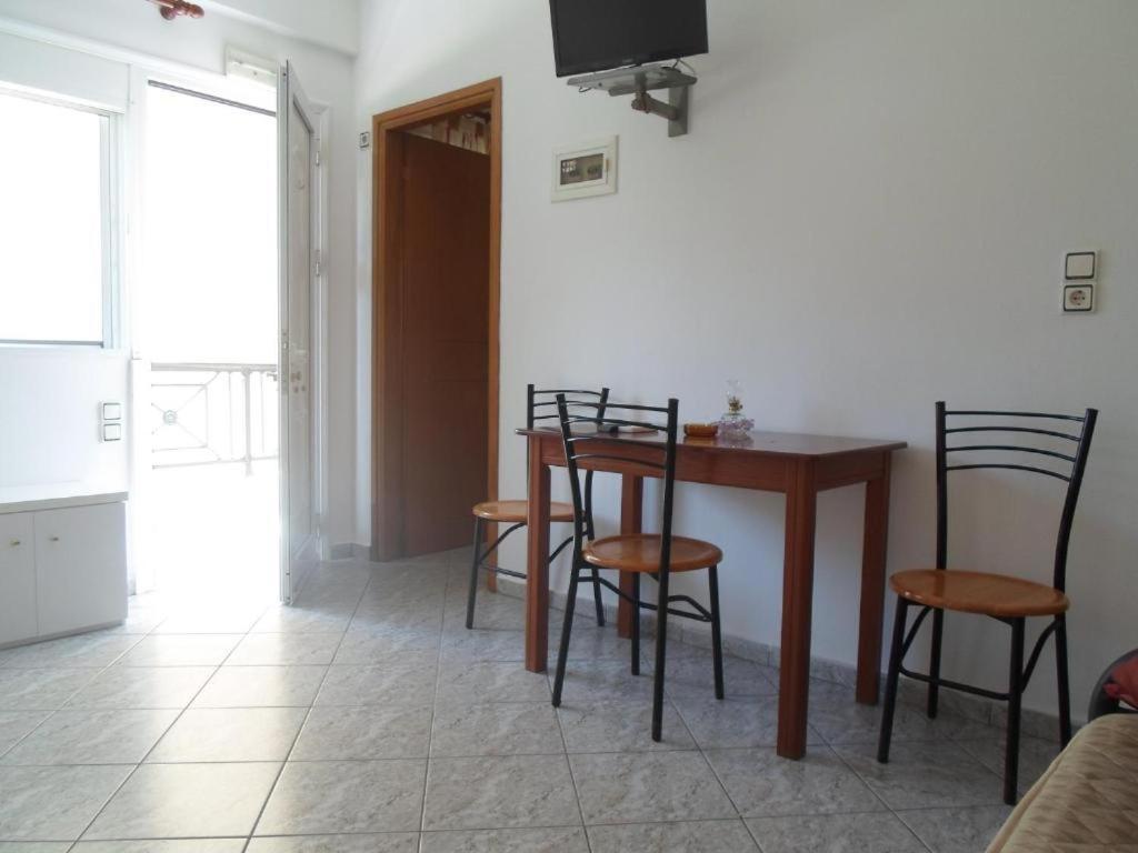 Costareli Aparthotel Fúrni Ikaríasz Kültér fotó